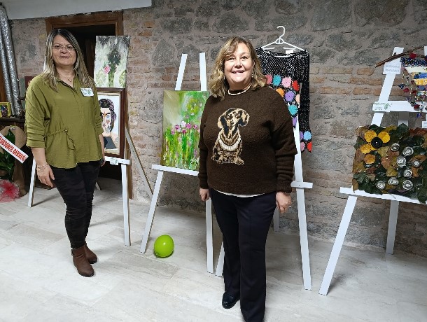 Yeşil–Beyaz Karma Sanat Sergisi Kapılarını Açtı