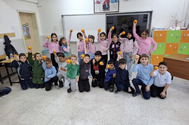 ORUÇOĞLU İLKOKULU ÖĞRENCİLERİ YERLİ MALI HAFTASINI KUTLADILAR