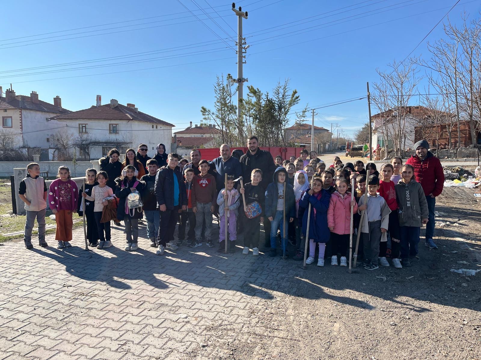 TÜRK EĞİTİM SEN’DEN HOCA­LAR İLÇESİNDE YAŞANAN OLAYLARA SERT TEPKİ