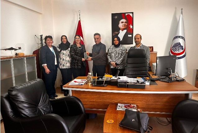 Genel Başkan Fatma Kilci Kavas,  Afyonkarahisar Sağlık Bilimleri Üniversitesi Diş Hekimliği Fakülte Hastanesi’ne teşekkür ziyareti.