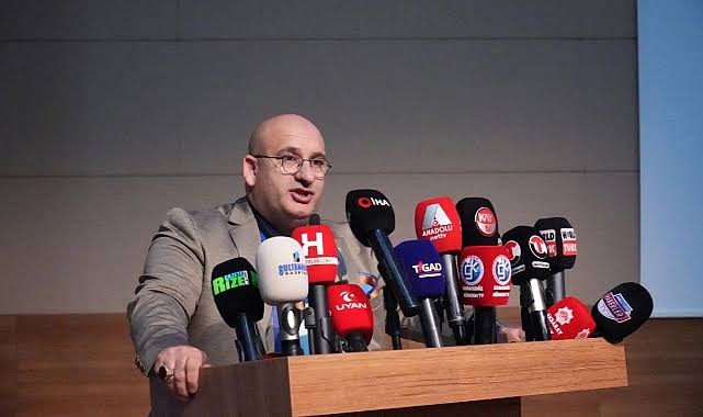 Türkiye İnternet Gazeteciliği Derneği Genel Başkanı Okan geçgel'den şehit polislerimizin yakınlarına ve Türk milletine baş sağlığı Mesajı.