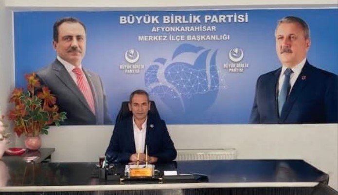 Büyük Birlik Partisi Afyonkarahisar Merkez İlçe Başkanı Yılmaz Adsız açıklanan emekli maaşlarına sert tepki gösterdi. 
