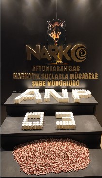 Köyde Durdurulan Otomobilde 11 Bin 982 Adet Sentetik Ecza Ele Geçirildi