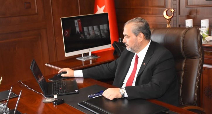 AFSÜ Rektörü Prof. Dr. Aslan, AA'nın 