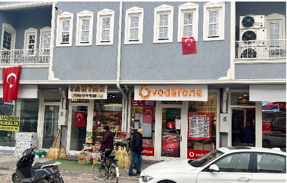 Bolvadin’den Türk Bayrağına Yapılan Saldırıya Sert Tepki