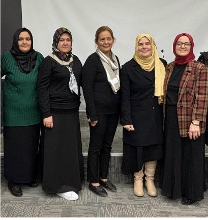 Türk bayrağımıza yönelik gerçekleştirilen menfur ve alçak saldırıyı en sert ifadelerle lanetliyoruz.