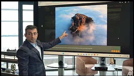 Selçuk Bayraktar Karahisar Kalesi’ni Seçti, Vali Yiğitbaşı’ndan Teşekkür etti.