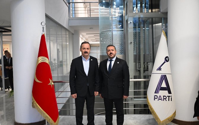 Anahtar Parti Afyonkarahisar İl Teşkilatı , İlçe ve Belde teşkilat mensuplarımızla birlikte Genel Merkezimize bir ziyaret gerçekleştirildi.