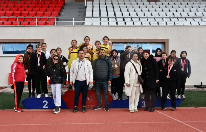 Okul Sporları Küçükler Atletizm İl Birinciliği Afyonkarahisar’da Tamamlandı