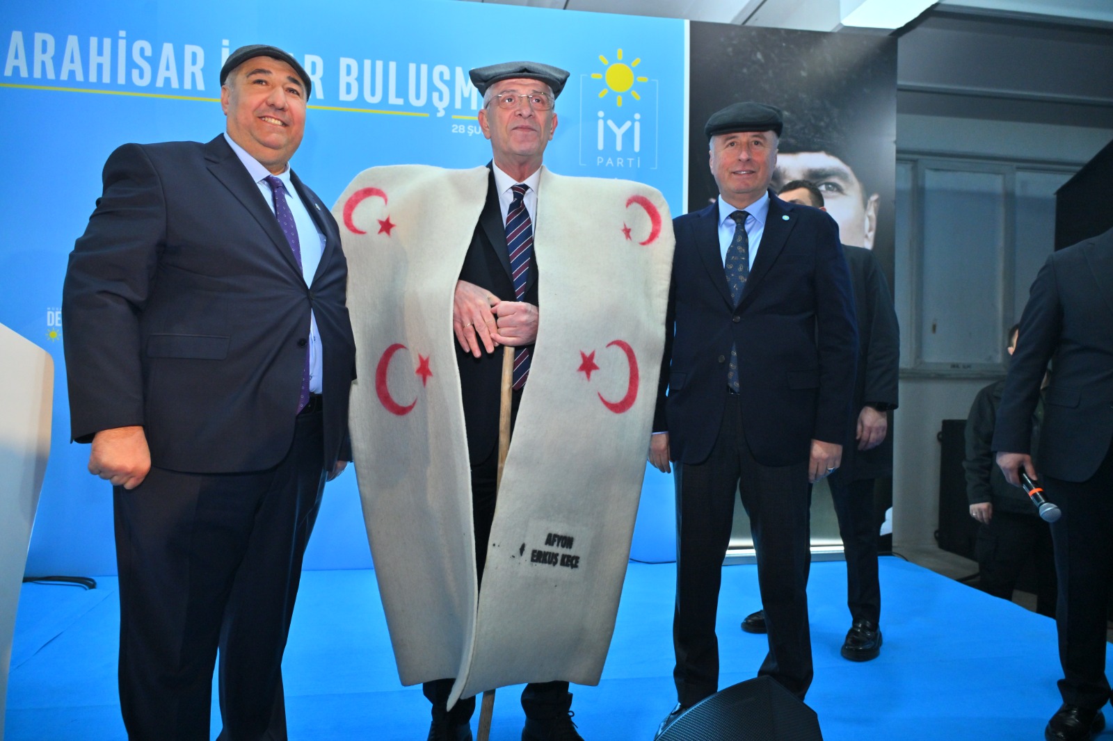 İYİ PARTİ’NİN AFYONKARAHİSAR İFTARINDA TARİHİ BULUŞMA